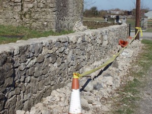 High quality stone wall building in Portnahinch by RSS workers