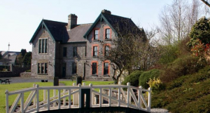 Abbeyleix Heritage House Heritage Centre was established in 1993 on the site of the North School or Old Boys School.